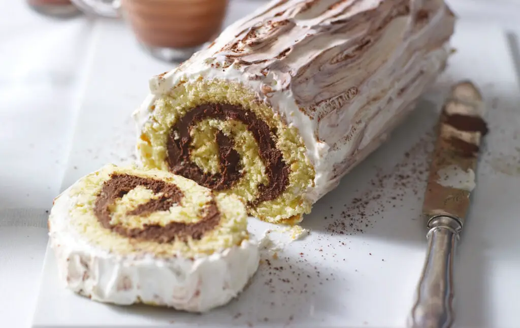 Vanilla Yule Log Cake Recipe