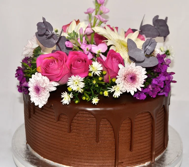 Fresh Flowers Chocolate Cake